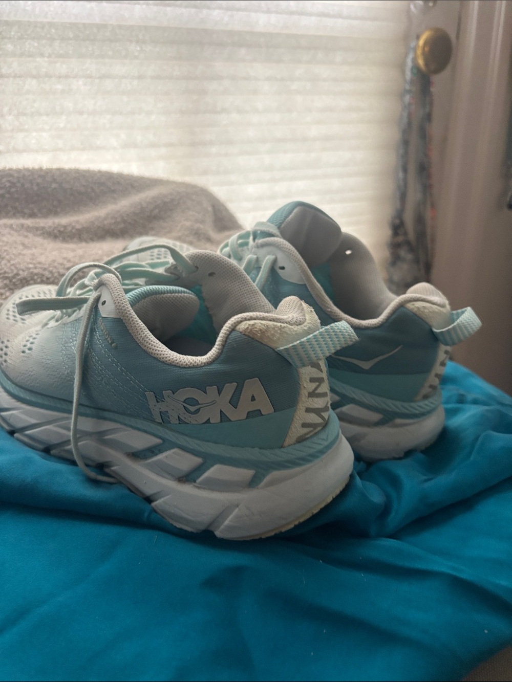Hoka Women's Teal and White Running Sneakers - Cushioned Trainer